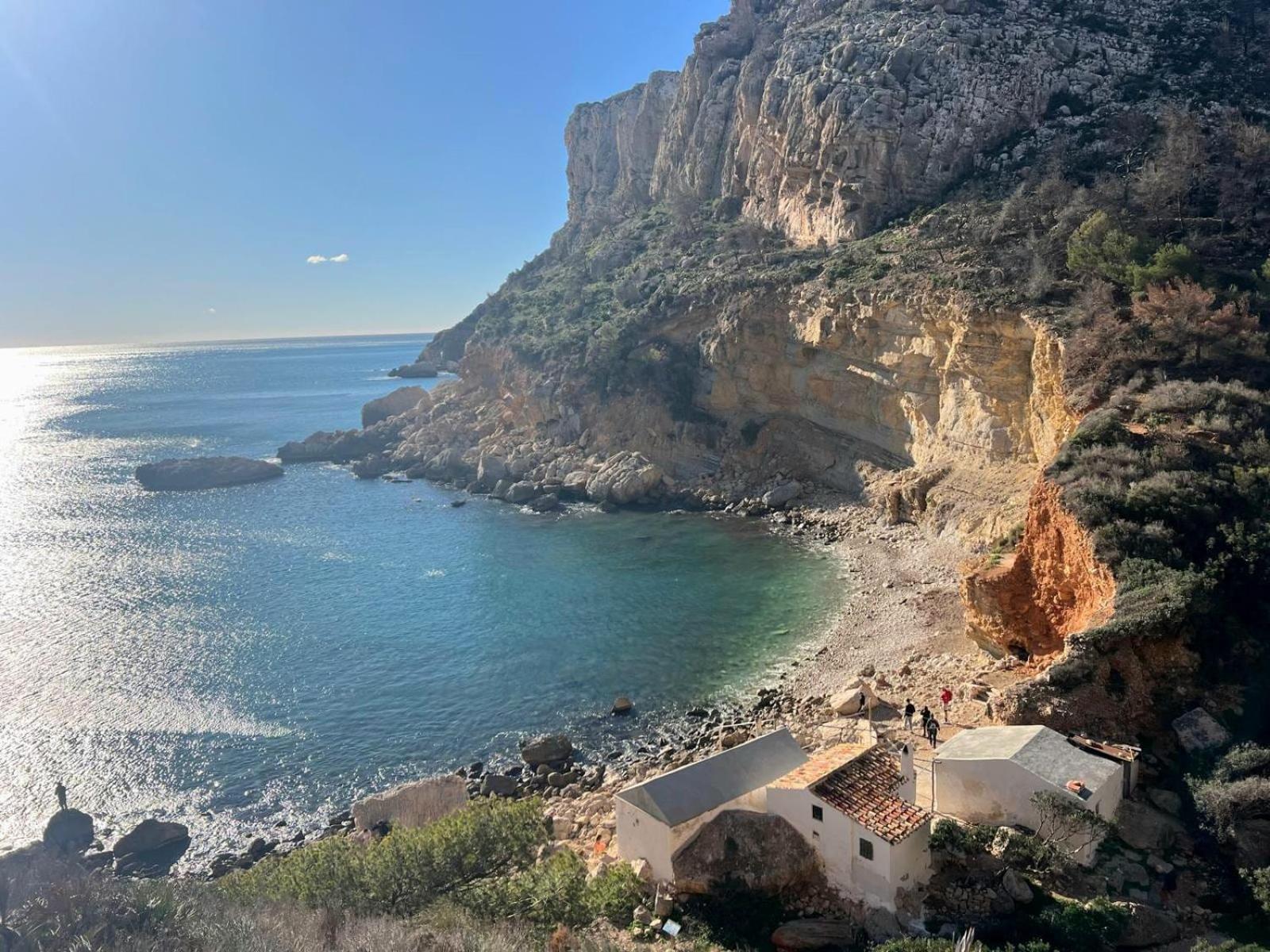 Casita De La Cumbre - Comfortable Holiday Home Near Cala Moraig Бенитачель Экстерьер фото